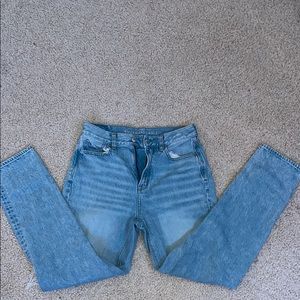 American Eagle Distressed Mom Jeans